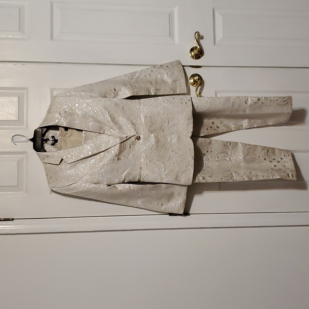 New 3 piece pant suit